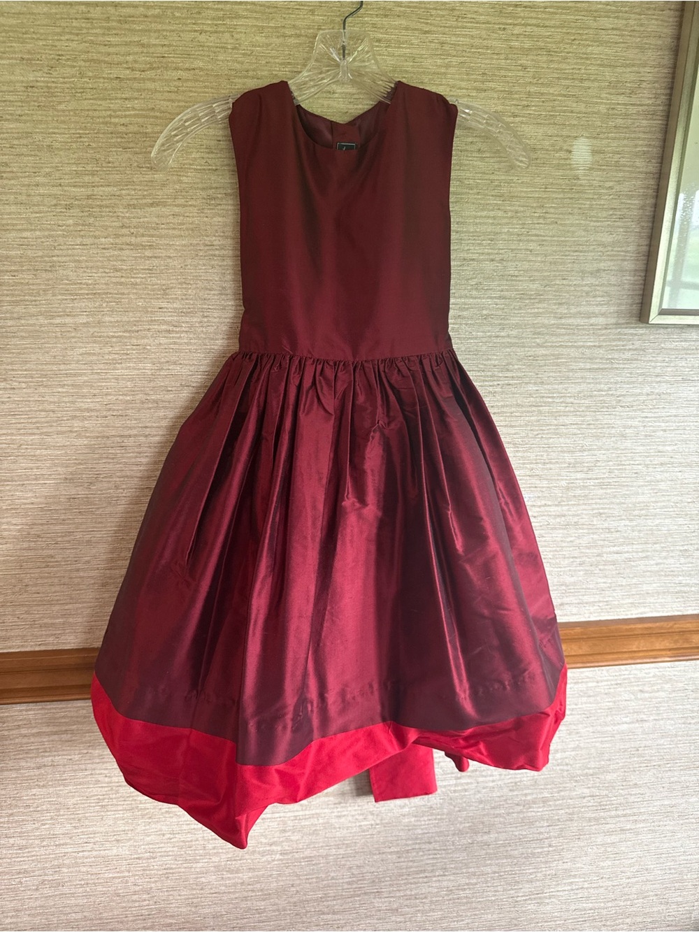 Red and maroon Oscar de la Renta girl’s dress